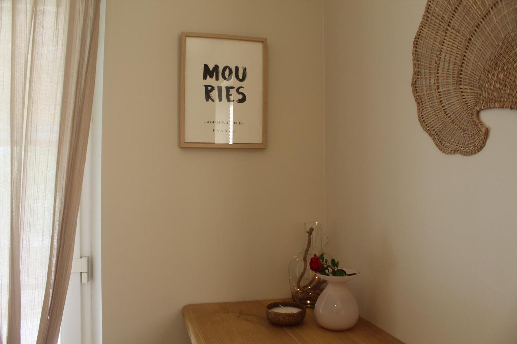 Hotel Mas Eva Mouries Exteriér fotografie